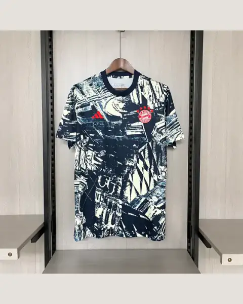 Camisa Pré-Jogo Bayern 24-25 Adidas — foto frontal