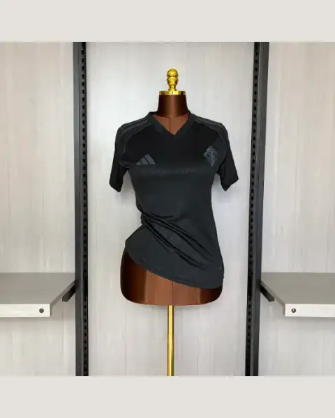 Camisa III Feminina Internacional 25/26 Adidas — foto frontal